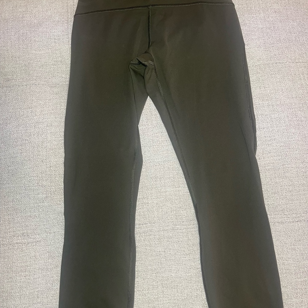 EUC Lululemon Train Time Olive Green Leggings - Picture 4 of 5